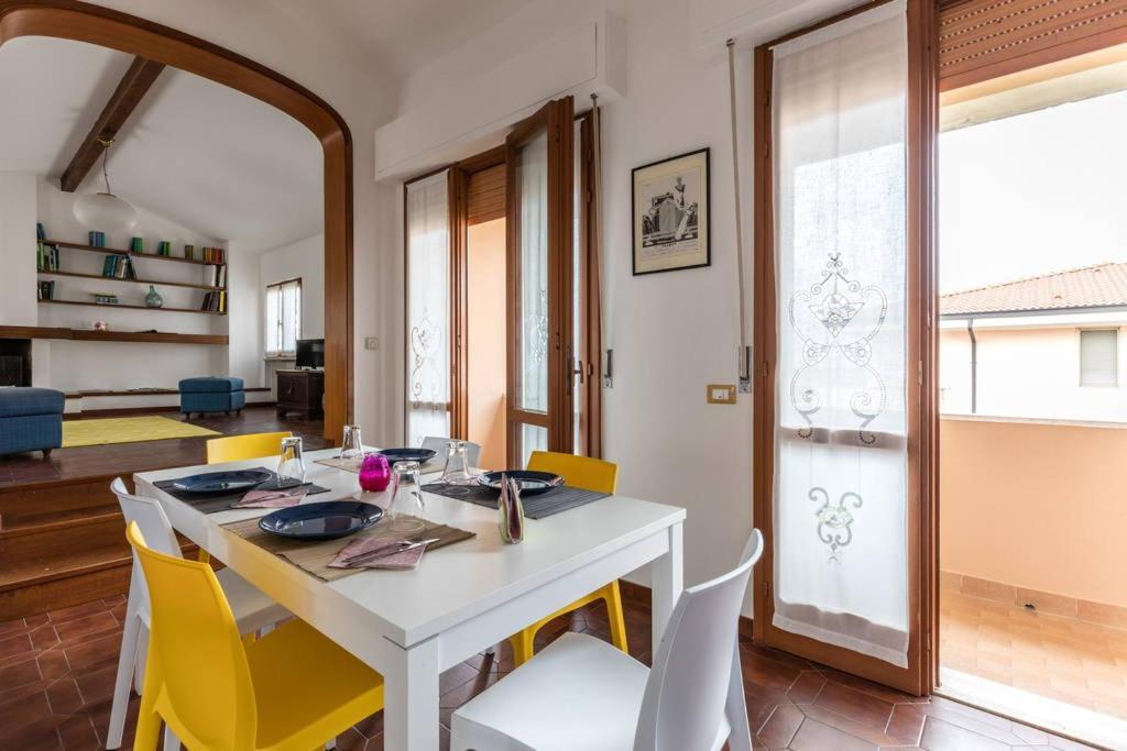 Ferienwohnung Di Vittorio Loft Desenzano del Garda Exterior foto